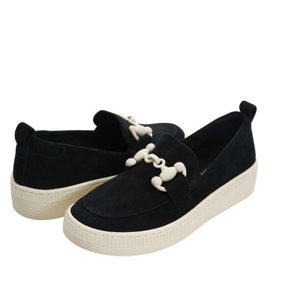 Vaneli Women's Yonata Sneaker Black Suede 10